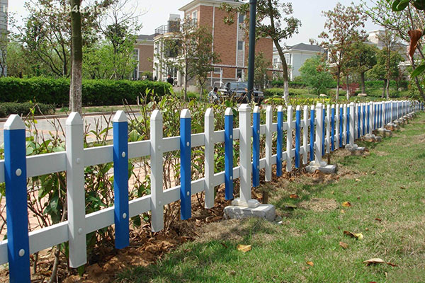 草坪护栏图片3